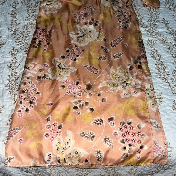 NWT SILK long sleeve formal dress pink floral print Open Back wedding guest - Picture 13 of 16